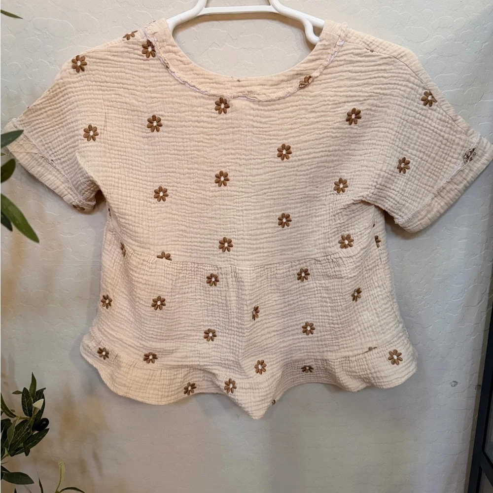 Cream Gauze V-Neck Top with Brown Daisy Embroidery 100% Cotton - Picture 2 of 4